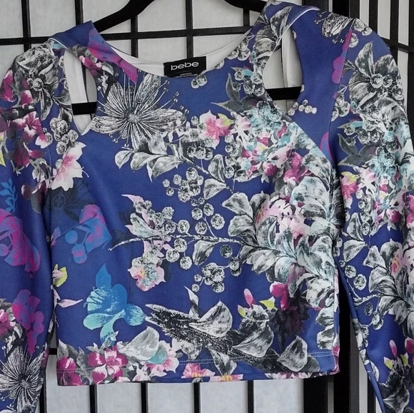 Sexy top - Picture 3 of 4